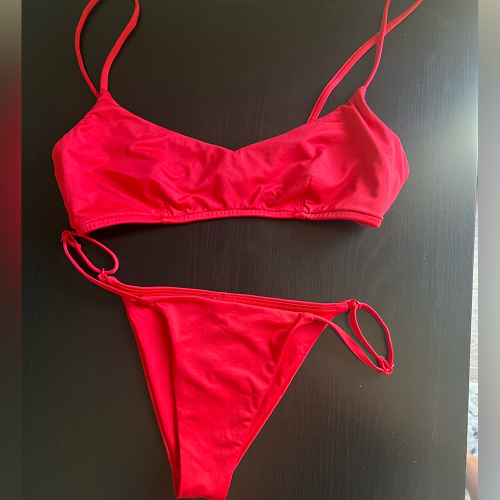 See comment for sizes: Victoria’s Secret bathing suit